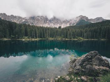 hotel-turm-umgebung-karersee-7