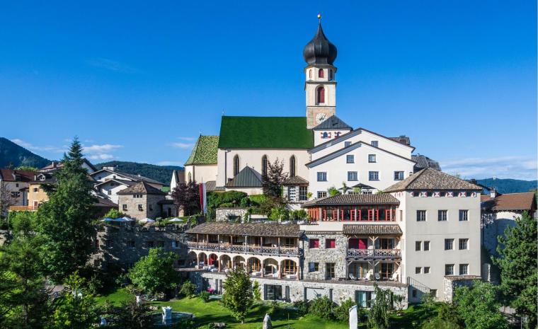 hotel-turm-sommer