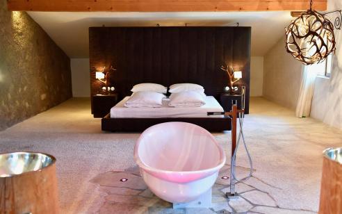 hotel-turm-zimmer-wanne-6370-2